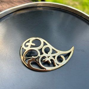 VTG GIVENCHY Gold Paisley Teardrop Open BROOCH